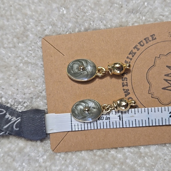 Earrings Set - Picture 2 of 5